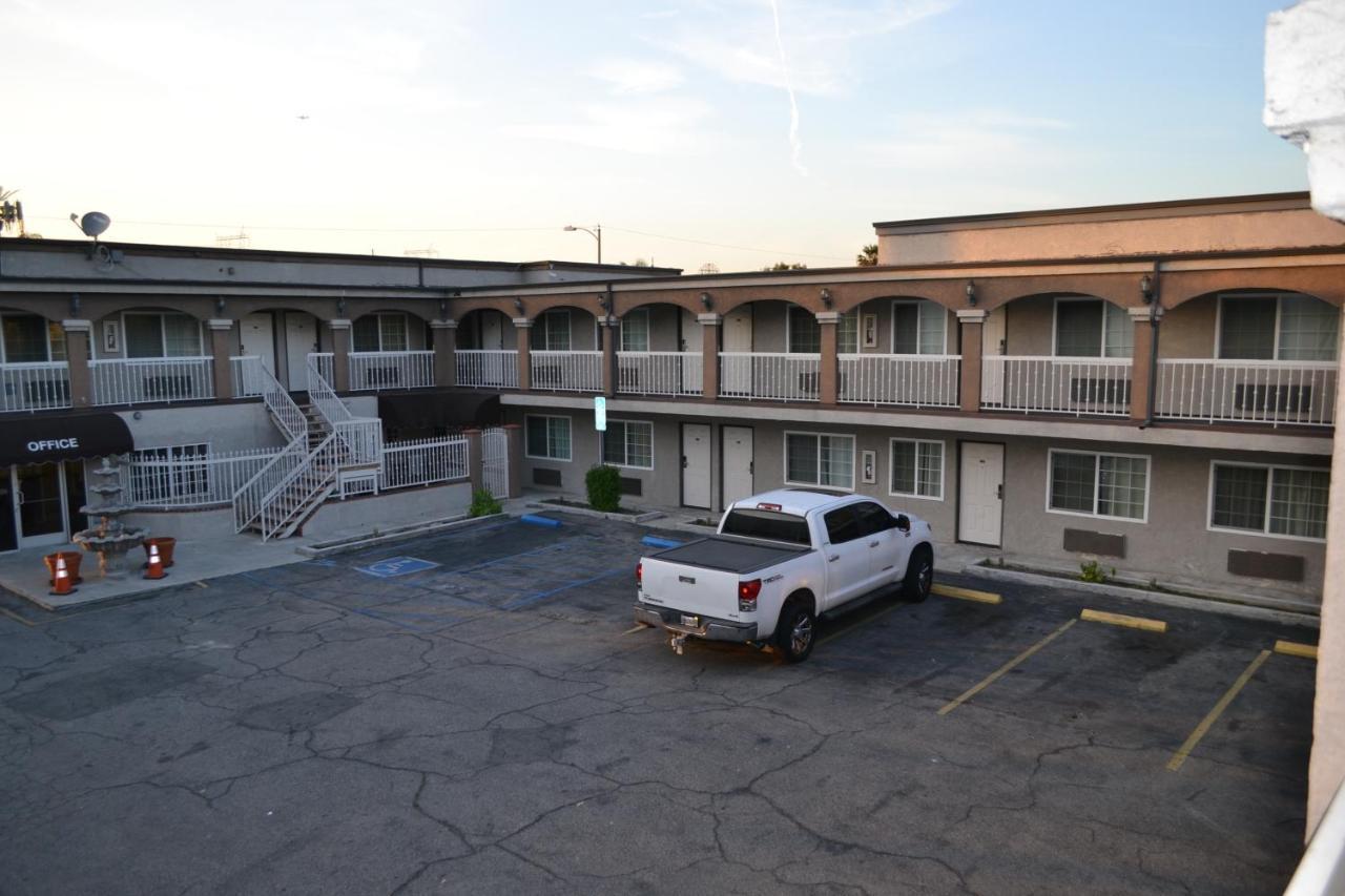Bell Gardens Inn Los Angeles - Bell Gardens Bagian luar foto