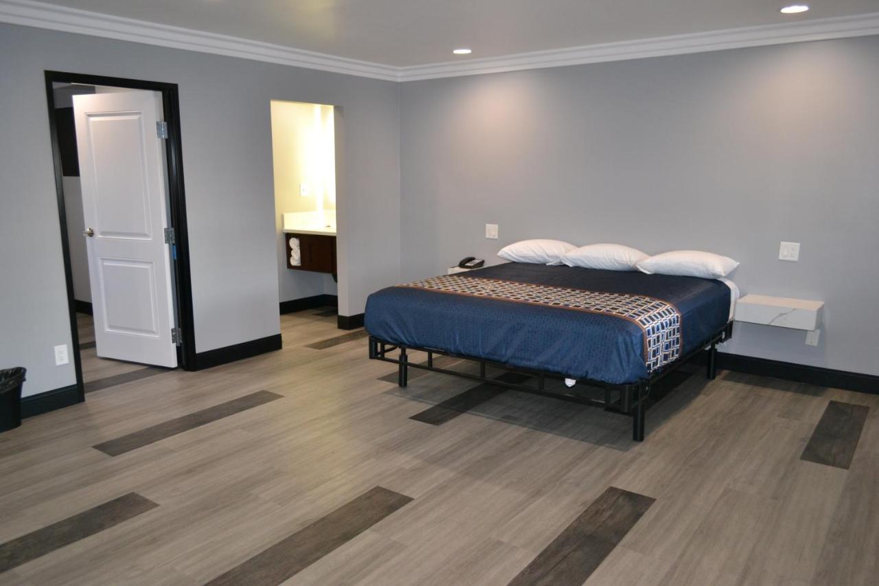 Bell Gardens Inn Los Angeles - Bell Gardens Bagian luar foto
